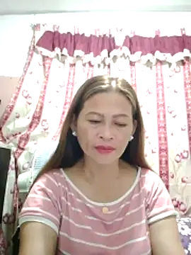 Snapshot of merr_ann123 chatting on 04.26.26 merr ann123 online show from 04.26.26