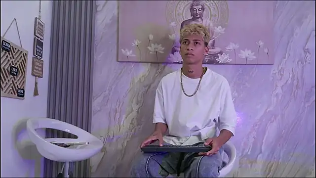 EMPIRE BOYS1 online show from 04.12.26