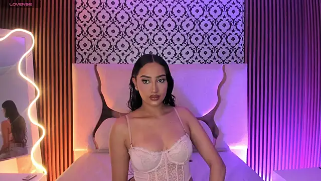 Snapshot of BEELLA_TAY1 chatting on 02.11.26 BEELLA TAY1 online show from 02.11.26