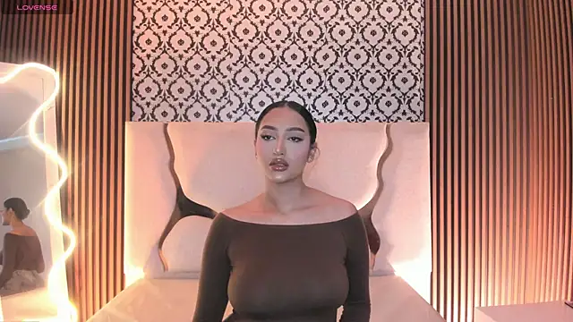 Snapshot of BEELLA_TAY1 chatting on 02.13.26 BEELLA TAY1 online show from 02.13.26