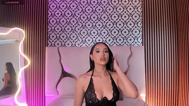 Snapshot of BEELLA_TAY1 chatting on 02.22.26 BEELLA TAY1 online show from 02.22.26