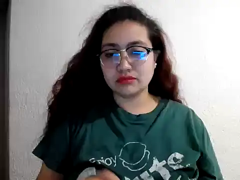 I AM ISABELLA online show from 10.16.25