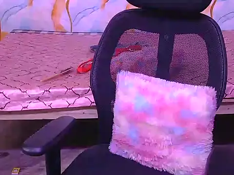 Snapshot of hii_tanisha chatting on 02.19.26 hii tanisha online show from 02.19.26