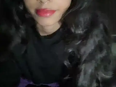 Snapshot of youngriri2 chatting on 10.22.25 youngriri2 online show from 10.22.25