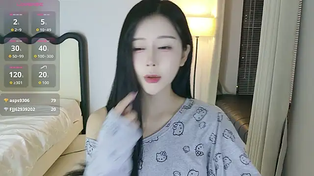 Snapshot of yiyi_3523 chatting on 04.22.26 yiyi 3523 online show from 04.22.26