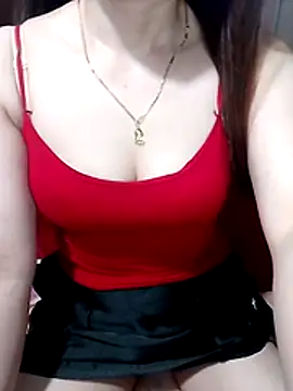 LeanaLy online show from 04.10.26