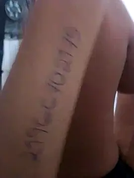 Snapshot of Camilanifeta chatting on 02.18.26 Camilanifeta online show from 02.18.26