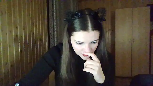 AmeliieLaFleur online show from 12.21.25