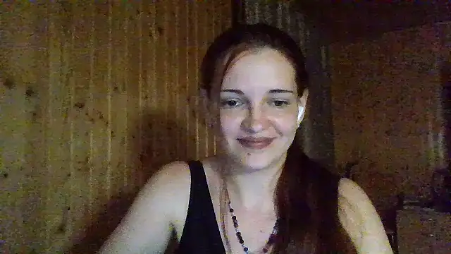 Snapshot of AmeliieLaFleur chatting on 05.17.26 AmeliieLaFleur online show from 05.17.26