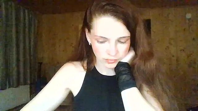 Snapshot of AmeliieLaFleur chatting on 05.29.26 AmeliieLaFleur online show from 05.29.26