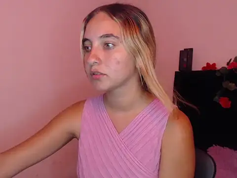 mandyy petite online show from 10.14.25