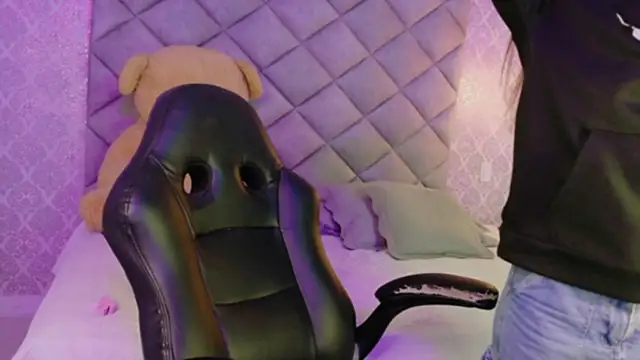 CARO ADAMS1 online show from 11.21.25