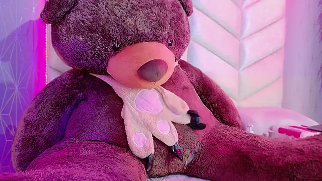 CARO ADAMS1 online show from 01.17.26