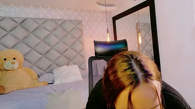 CARO ADAMS1 online show from 02.03.26