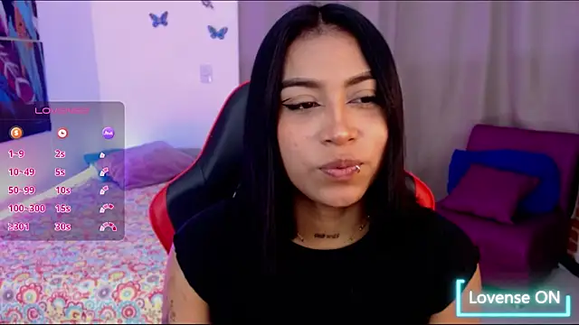 ebony moon1 online show from 10.17.25