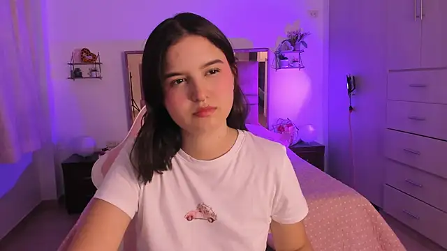 MIACUTEE  online show from 03.02.26