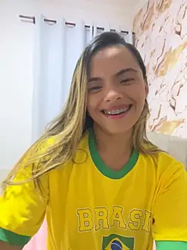 Snapshot of safadinhaquenteW chatting on 06.15.26 safadinhaquenteW online show from 06.15.26