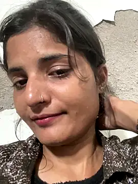 HOTTY CUTI online show from 10.15.25