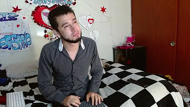 Snapshot of picante70_ chatting on 02.04.26 picante70 online show from 02.04.26