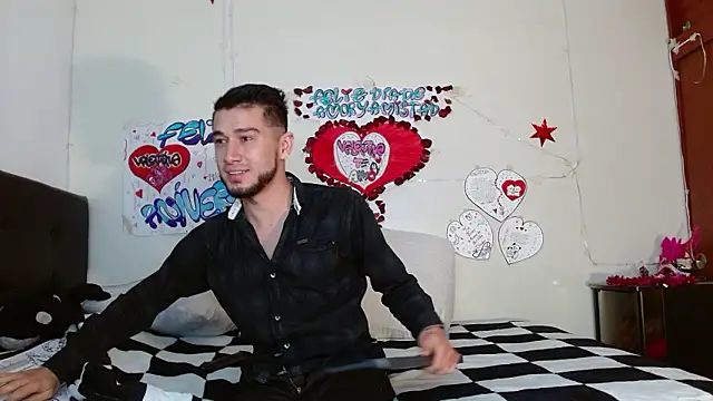 Snapshot of picante70_ chatting on 02.24.26 picante70 online show from 02.24.26