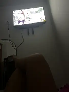 Snapshot of Kittie_xxx chatting on 10.27.25 Kittie xxx online show from 10.27.25