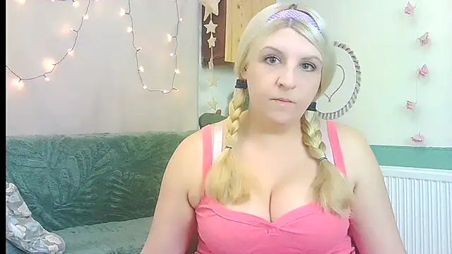 NikiLeex27 online show from 10.14.25