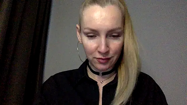 Snapshot of Neralith chatting on 06.15.26 Neralith online show from 06.15.26