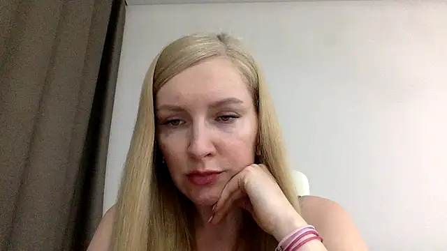 Snapshot of Neralith chatting on 07.13.26 Neralith online show from 07.13.26