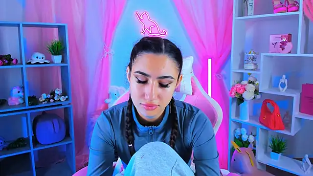 RebeckaThornton online show from 10.30.25