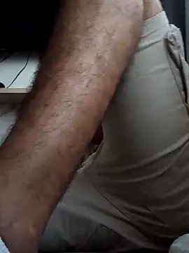 Snapshot of sexyandres_23 chatting on 03.15.26 sexyandres 23 online show from 03.15.26