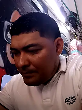Snapshot of sexyandres_23 chatting on 03.18.26 sexyandres 23 online show from 03.18.26