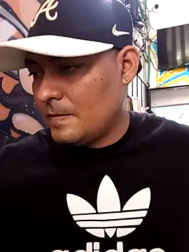 Snapshot of sexyandres_23 chatting on 04.18.26 sexyandres 23 online show from 04.18.26