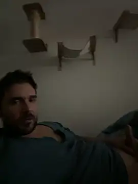 Snapshot of ReDiBastoni90 chatting on 10.26.25 ReDiBastoni90 online show from 10.26.25