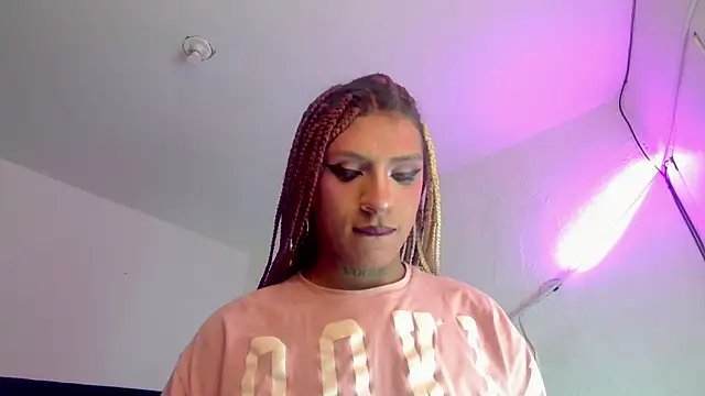 Snapshot of Trix_ebony chatting on 02.21.26 Trix ebony online show from 02.21.26