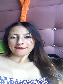 Naomy-daviis online show from 10.23.25