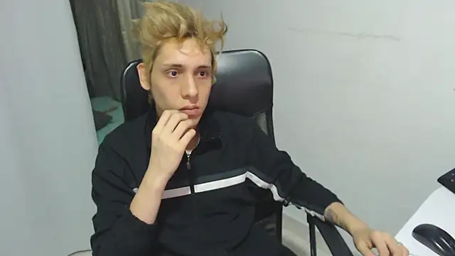 KingSuccubus online show from 10.24.25