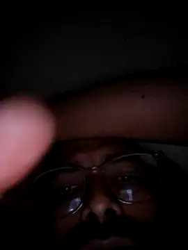 Snapshot of memonsait chatting on 10.18.25 memonsait online show from 10.18.25