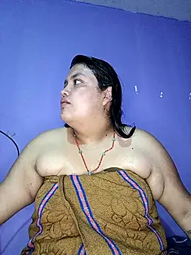 Snapshot of natt-bigass chatting on 05.03.26 natt-bigass online show from 05.03.26
