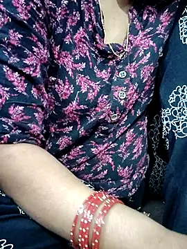 Hot-ranisa online show from 11.17.25