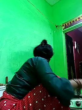 Karishma cute online show from 10.17.25