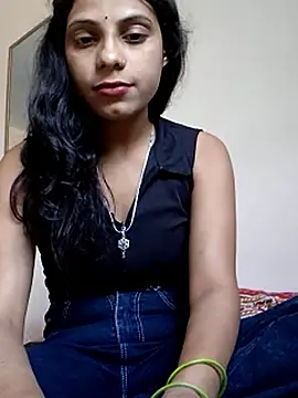Snapshot of Nitya_hot chatting on 05.17.26 Nitya hot online show from 05.17.26