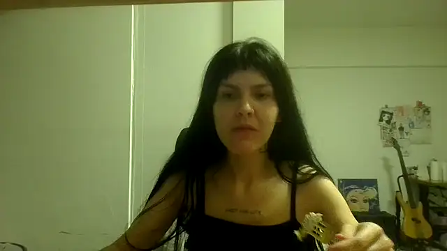 miapink33 online show from 12.04.25