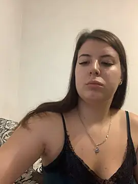 MiraCastellon online show from 11.12.25