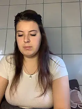 MiraCastellon online show from 11.26.25