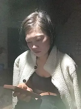 siusiu-00 online show from 10.28.25