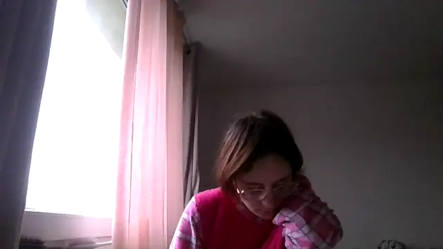 LuckySLove online show from 02.22.26