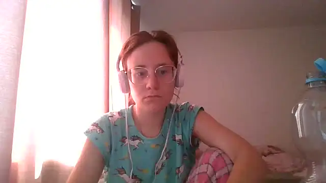 Snapshot of LuckySLove chatting on 07.13.26 LuckySLove online show from 07.13.26
