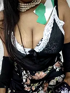 Snapshot of monalisharoy544554 chatting on 10.15.25 monalisharoy544554 online show from 10.15.25