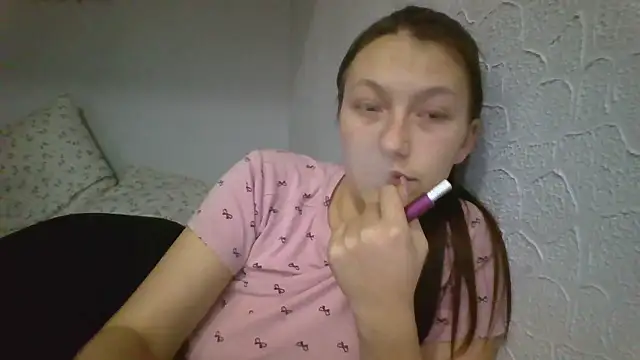 Snapshot of luna_tt chatting on 01.13.26 luna tt online show from 01.13.26