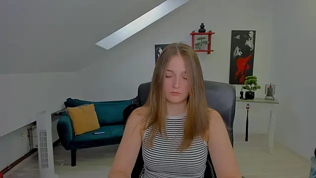 Snapshot of AnneWilsonn chatting on 05.20.26 AnneWilsonn online show from 05.20.26